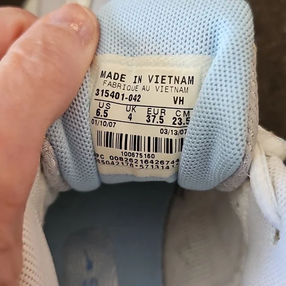 Nike Air Women's Running Shoes 🩵🩵🩵 - Picture 7 of 9